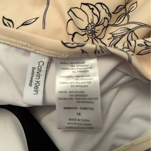 Calvin Klein floral swimsuit - Size 16 - Picture 4 of 4